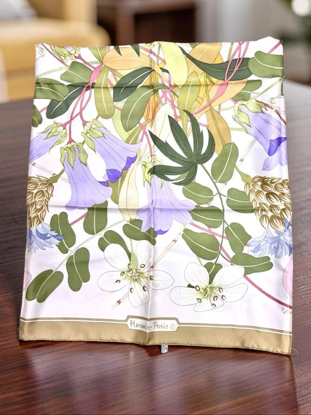 Hermes Paris  Silk  34"Flora Graeca Floral Scarf Pastel Ivery Green Purple (25) - Picture 3 of 16